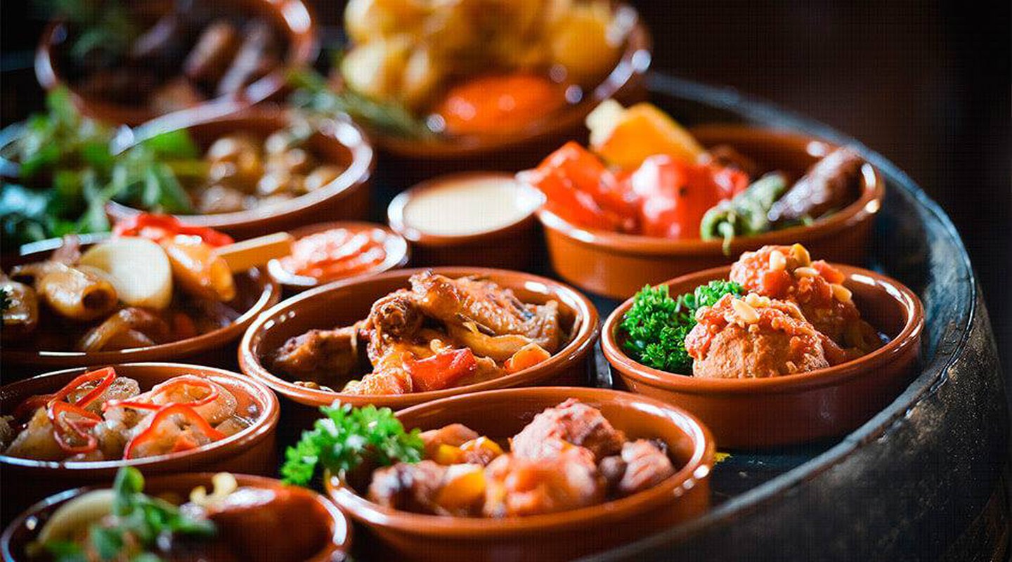 Polski tapas i polskie wino