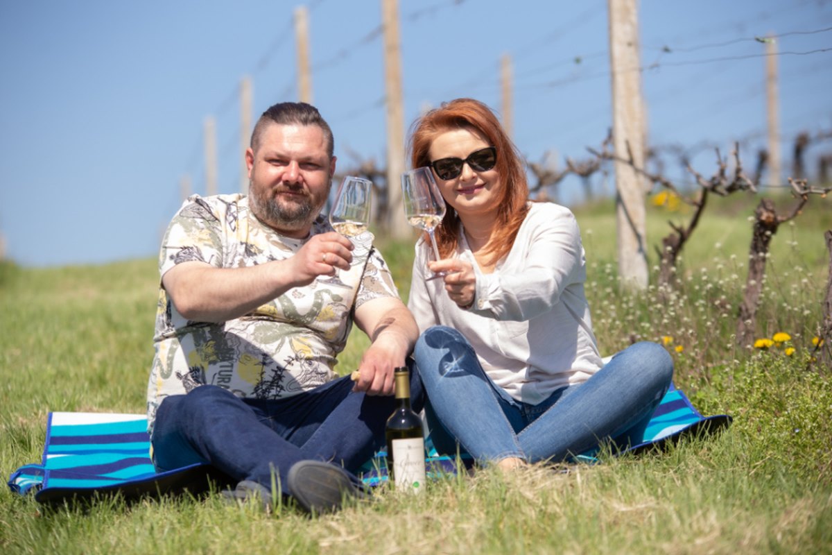 Winnica nad Jarem w Moti Wine Bar & Shop